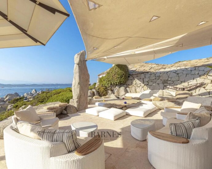 Ile de Cavallo, Propriété pied dans l&rsquo;eau, 9 chambres, vue mer, crique d&rsquo;accostage privée, plage à pied