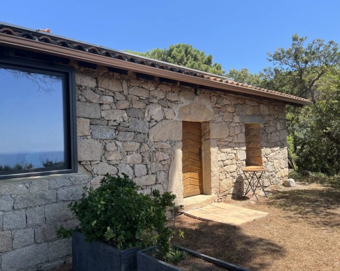 Exclusive, North of Ajaccio, Tiuccia, Calcatoggio,  stone-built villa, 5 bedrooms, pool, gym, sea view, walking distance to the beach