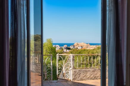 Exclusivité, L&rsquo;Île-Rousse, villa vue mer et île de la Pietra, 3 chambres, piscine, proche plage