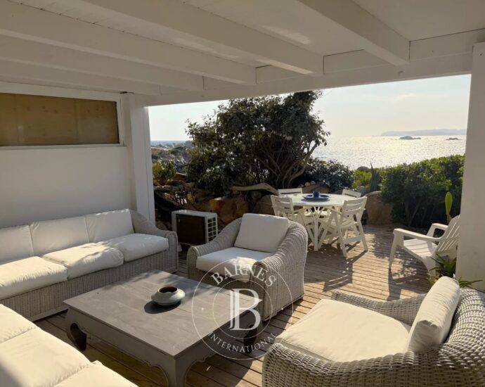 Ile de Cavallo – Appartement en rez-de-jardin – 4 pièces – Vue mer