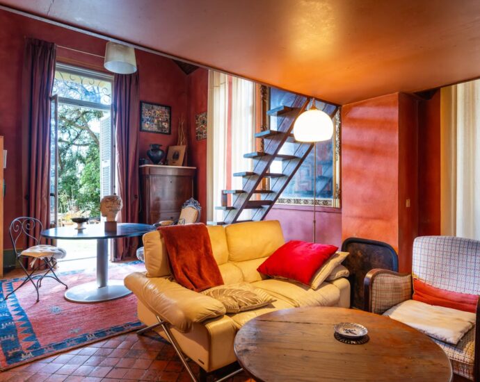 Bastia, Mansion, 4 bedrooms, swimming pool, close to the city center