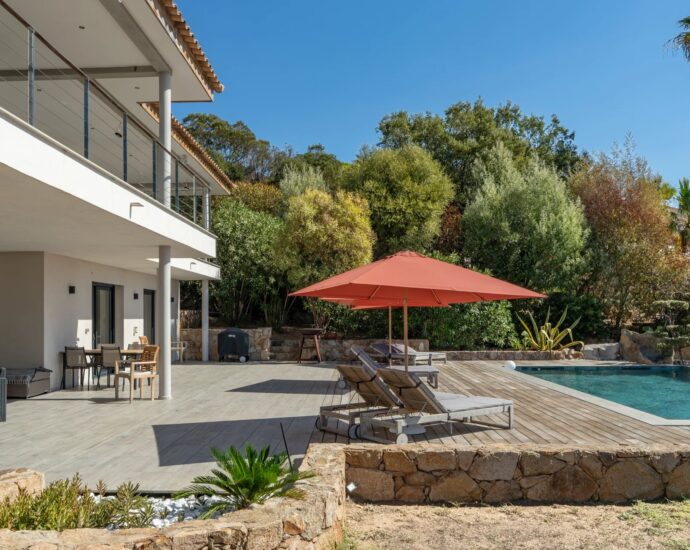Exclusive Listing, Pinarello, Sea View Villa, 4 Bedrooms, Pool, Walking Distance to the Beach