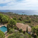 Porto-Vecchio, Palombaggia, Panoramic sea-view villa, 6 bedrooms, within walking distance of the beach