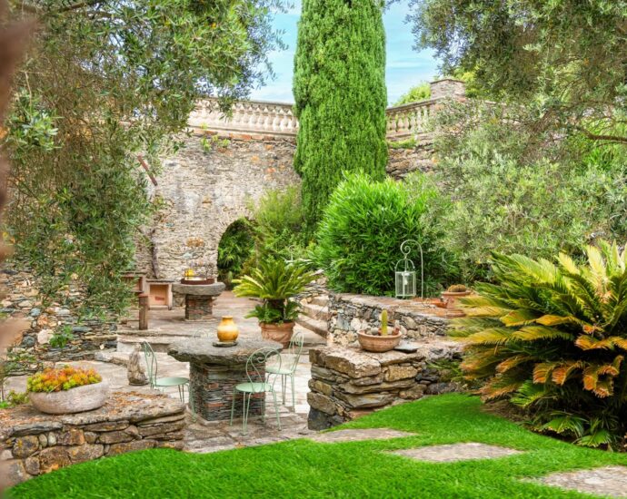 Oletta, Restored Mill, 3 Bedrooms, swimming pool, Valley and Mountain Views, Close to Beaches