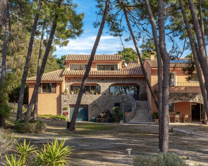 Domaine de Cala Rossa – 2 Villas mitoyennes, pied dans l&rsquo;eau