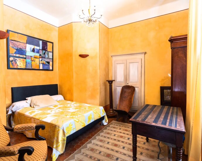 Bastia, Mansion, 4 bedrooms, swimming pool, close to the city center