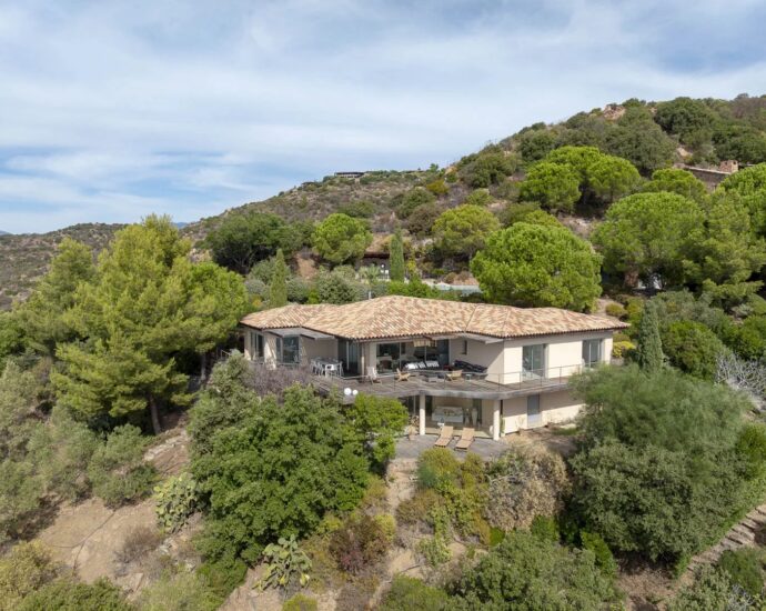 Porto-Vecchio, Palombaggia, Villa vue mer panoramique, 6 chambres, plage à pied