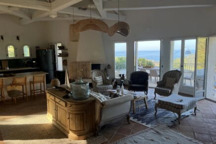 Monticello, Villa vue panoramique mer et montagnes, 5 chambres, piscine, proche plage