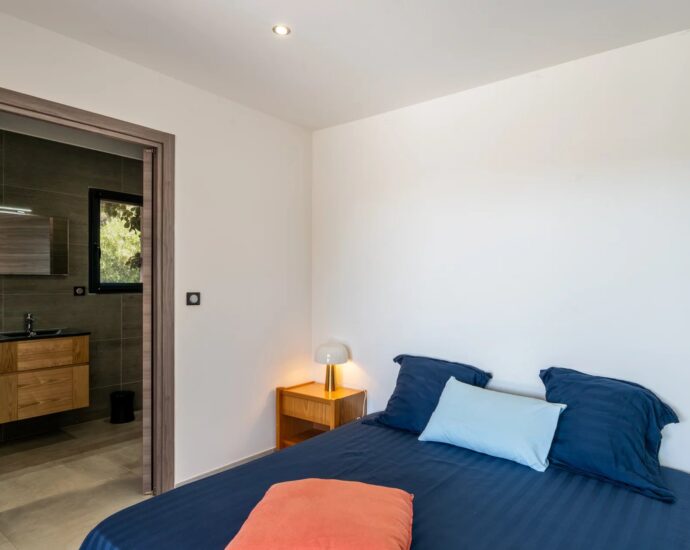 Exclusive Listing, Pinarello, Sea View Villa, 4 Bedrooms, Pool, Walking Distance to the Beach
