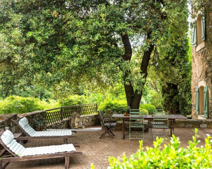 Oletta, Restored Mill, 3 Bedrooms, swimming pool, Valley and Mountain Views, Close to Beaches