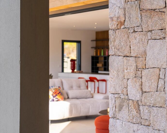 Ajaccio, Salario, Contemporary villa with panoramic sea views, high-end features, 4 suites, swimming pool, close to the beach