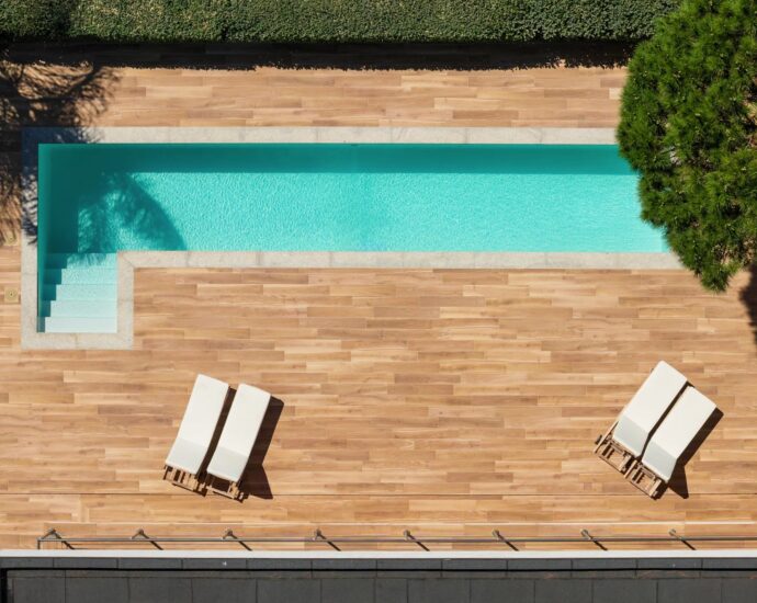 Exclusive, Ajaccio, Route des Sanguinaires,  Villa with panoramic sea views, 4 bedrooms, swimming pool, and walking distance to the beach