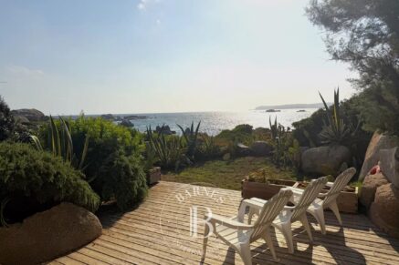 Ile de Cavallo – Appartement en rez-de-jardin – 4 pièces – Vue mer