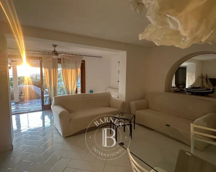 Ile de Cavallo – Appartement en rez-de-jardin – 4 pièces – Vue mer