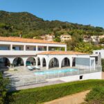 Ajaccio, Route des Sanguinaires, Villa vue mer panoramique, 4 chambres, piscine , plage à pied