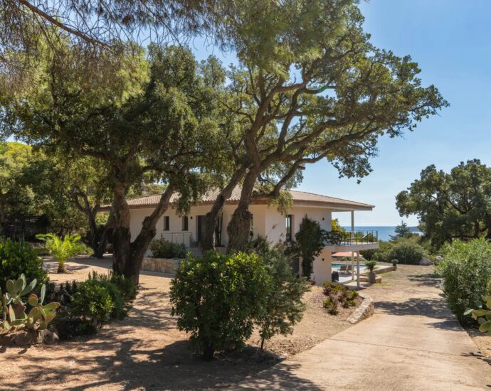 Exclusive Listing, Pinarello, Sea View Villa, 4 Bedrooms, Pool, Walking Distance to the Beach
