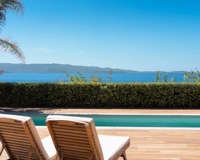 Exclusive, Ajaccio, Route des Sanguinaires,  Villa with panoramic sea views, 4 bedrooms, swimming pool, and walking distance to the beach