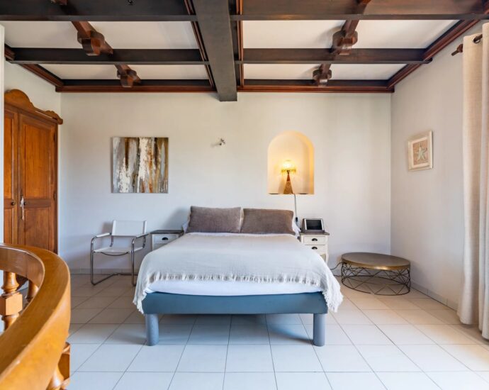 Saint Florent, Villa 5 chambres, proche plage et centre-ville